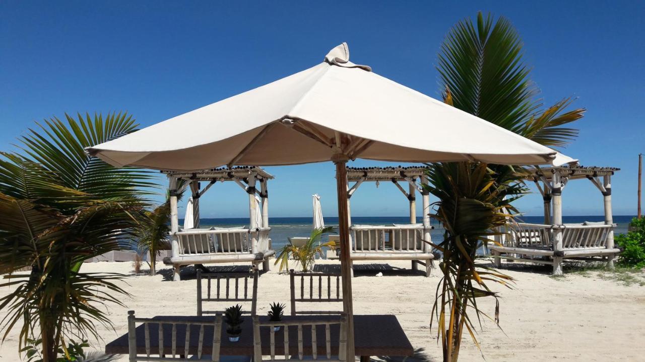 Puri Air Beach Resort & Spa Гили Еър Екстериор снимка