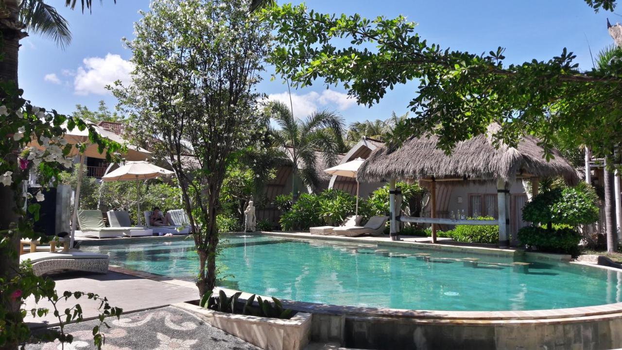 Puri Air Beach Resort & Spa Гили Еър Екстериор снимка
