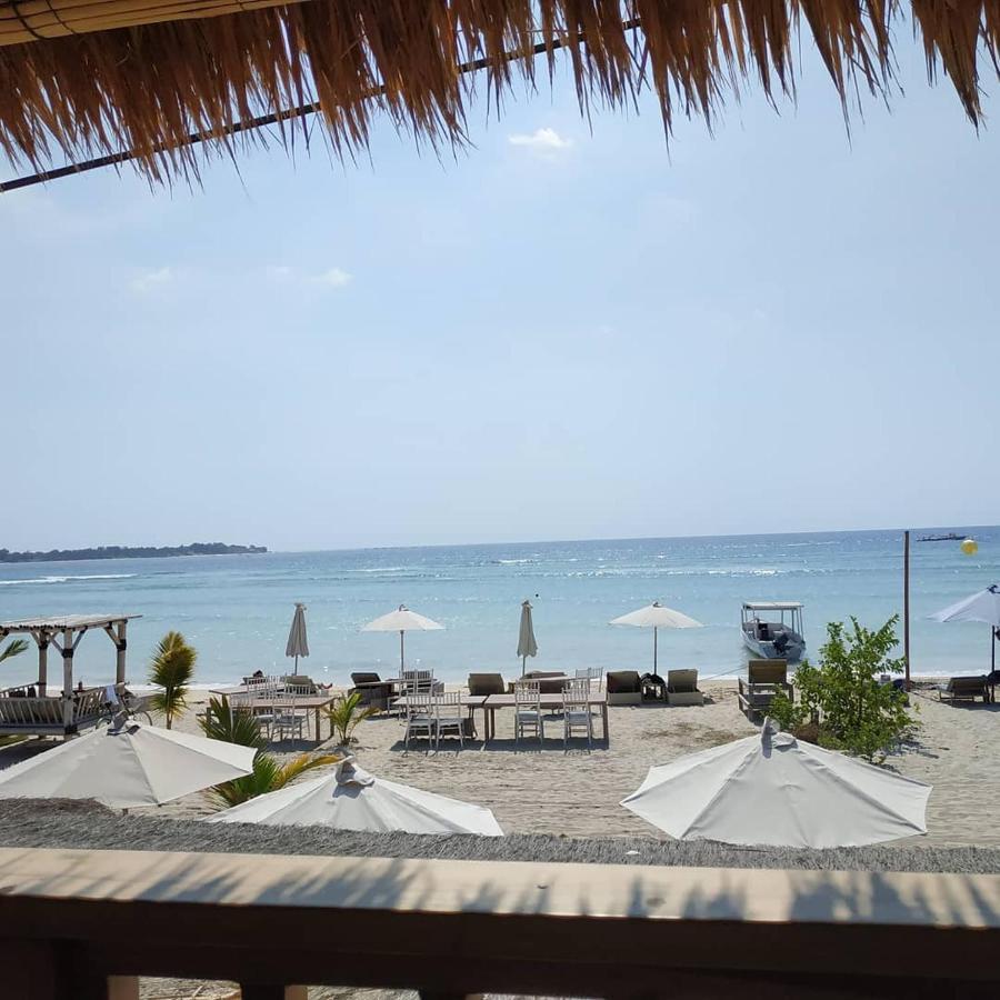 Puri Air Beach Resort & Spa Гили Еър Екстериор снимка