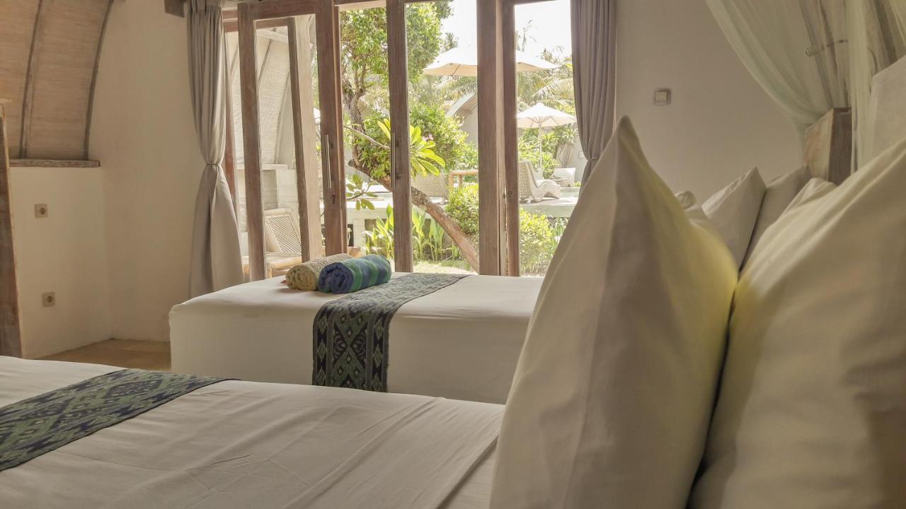 Puri Air Beach Resort & Spa Гили Еър Екстериор снимка