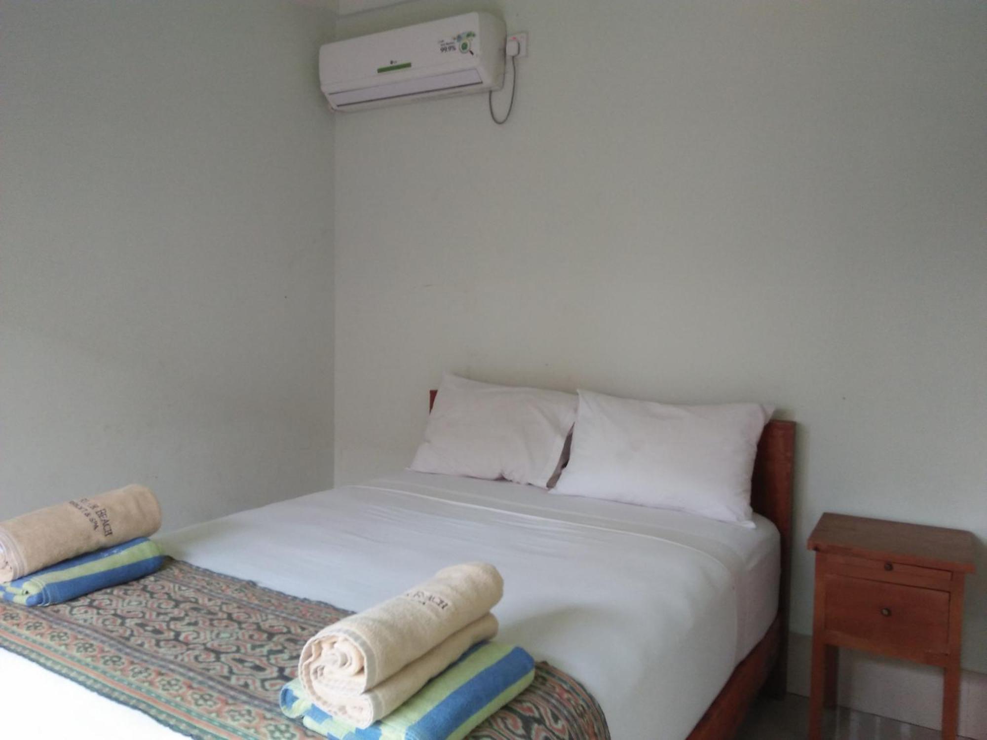Puri Air Beach Resort & Spa Гили Еър Екстериор снимка