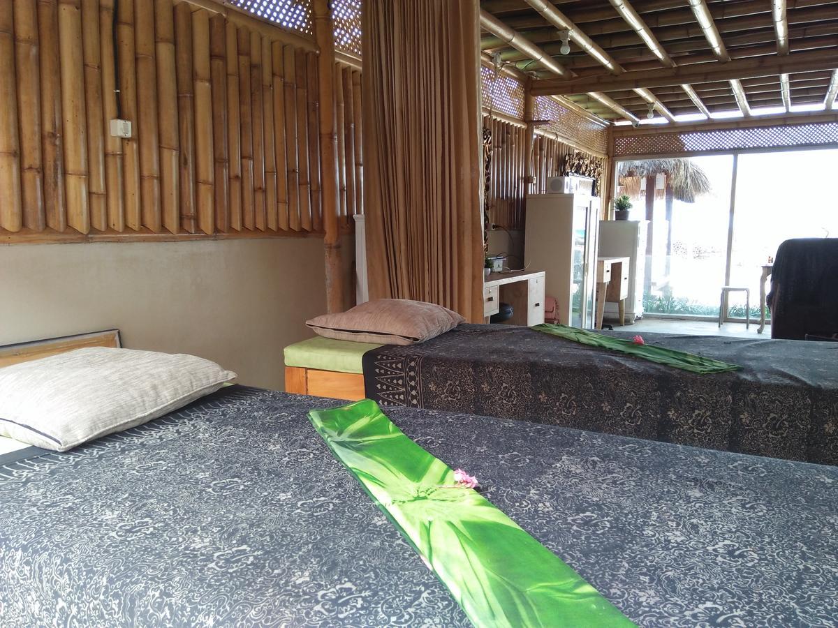 Puri Air Beach Resort & Spa Гили Еър Екстериор снимка