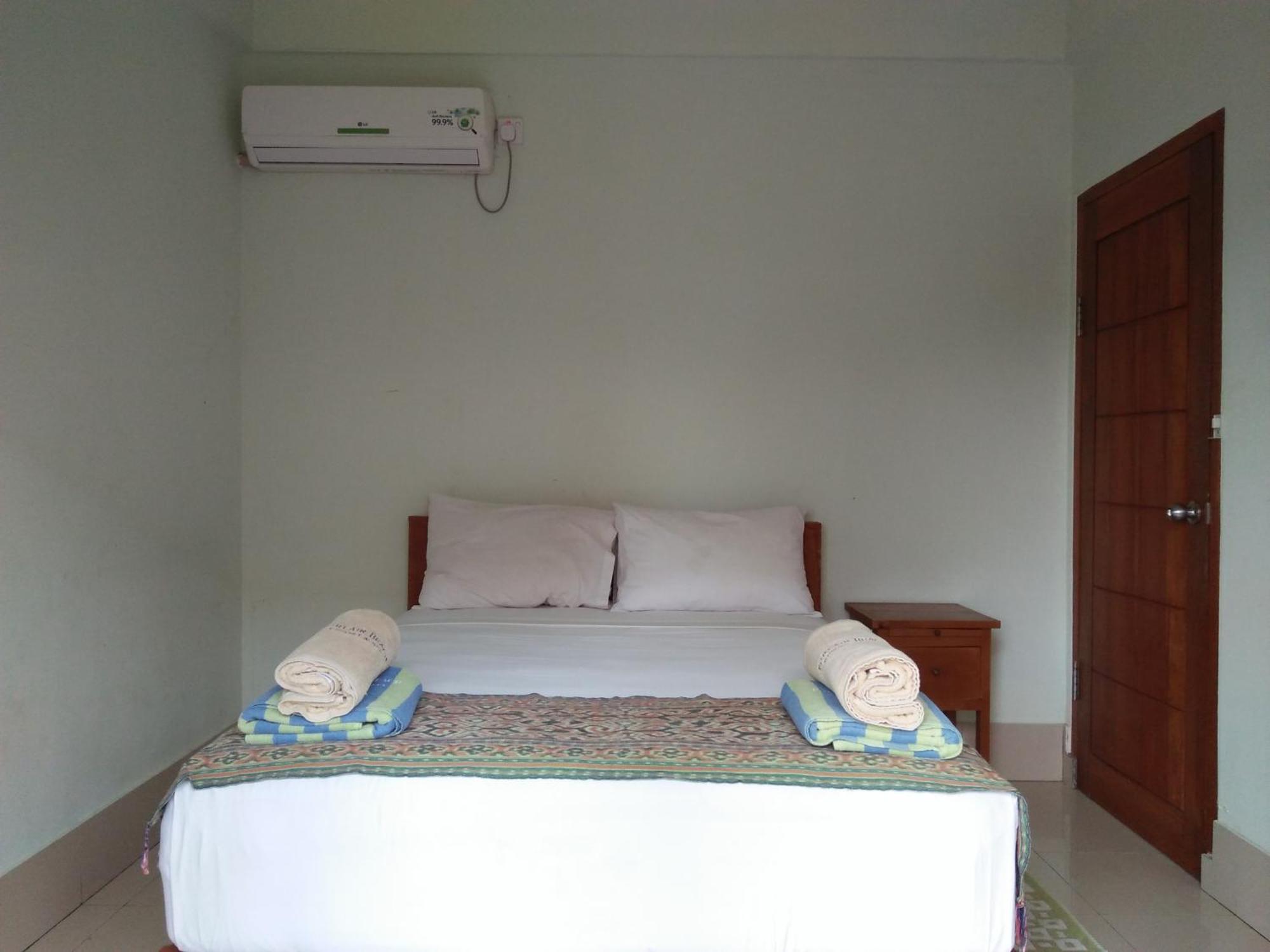 Puri Air Beach Resort & Spa Гили Еър Екстериор снимка